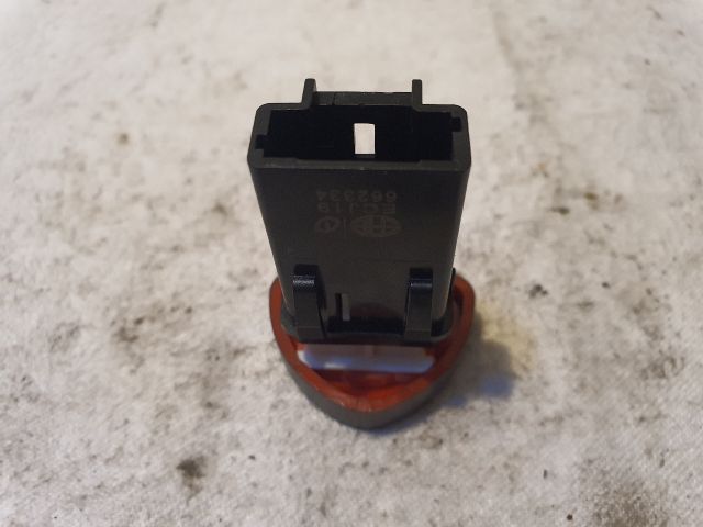 bontott RENAULT CLIO II Vészvillogó Kapcsoló