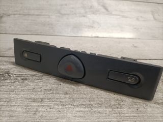 bontott RENAULT CLIO II Vészvillogó Kapcsoló