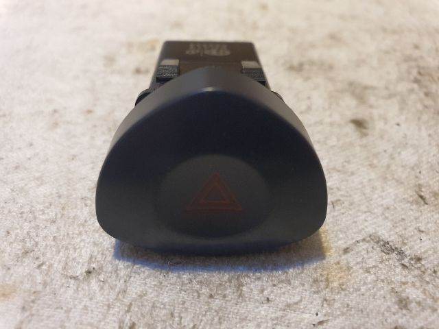 bontott RENAULT CLIO II Vészvillogó Kapcsoló