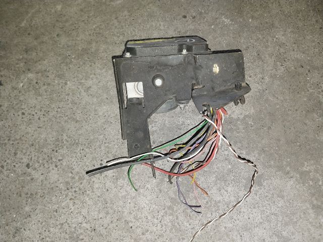 bontott RENAULT CLIO III ABS Kocka