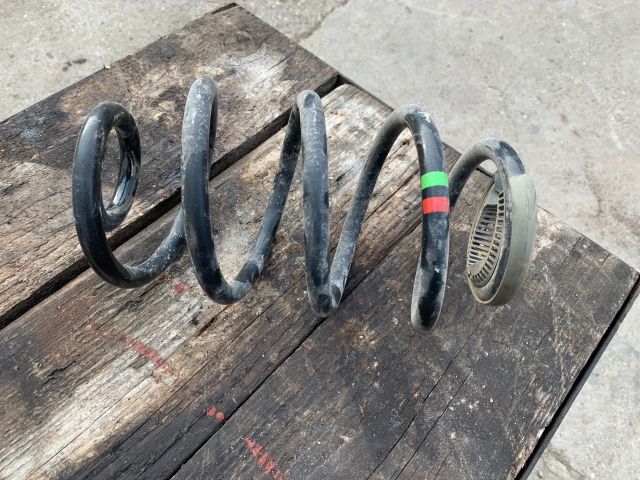 bontott RENAULT CLIO III Bal hátsó Rugó