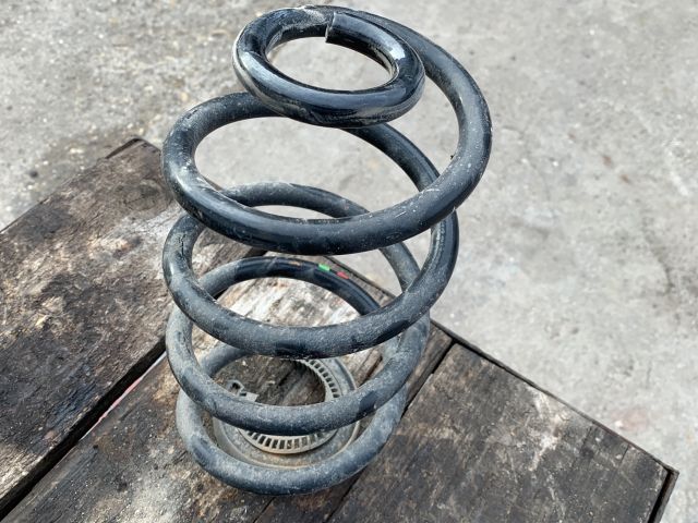 bontott RENAULT CLIO III Bal hátsó Rugó