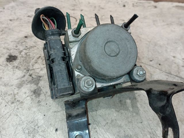 bontott RENAULT CLIO III ABS Kocka