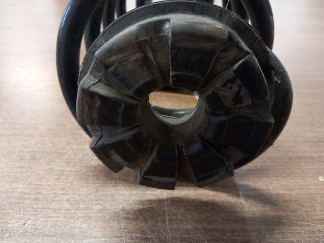 bontott RENAULT CLIO III Bal hátsó Rugó