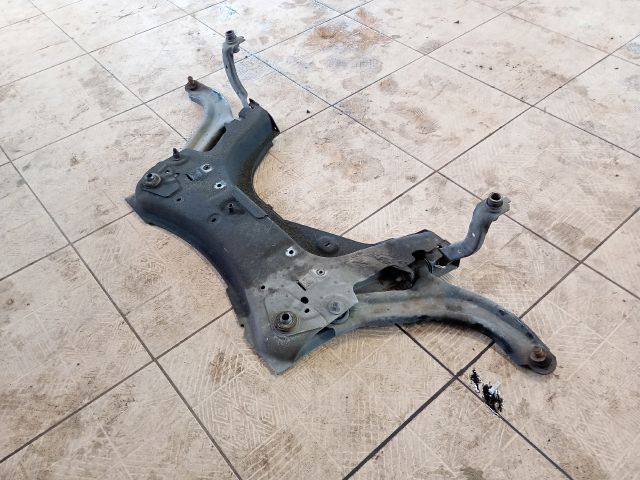 bontott RENAULT CLIO III Első Bölcső