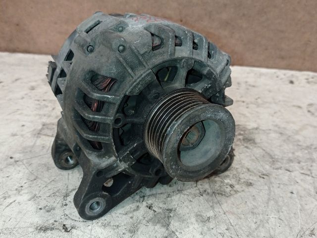 bontott RENAULT CLIO III Generátor