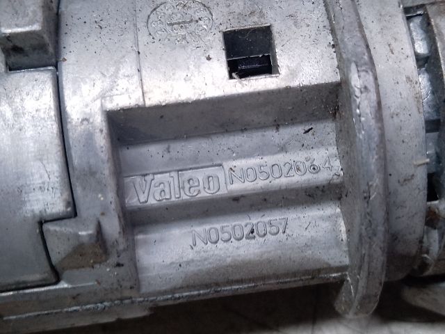 bontott RENAULT CLIO III Gyújtáskapcsoló Házzal