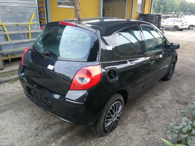 bontott RENAULT CLIO III Jobb Féltengely