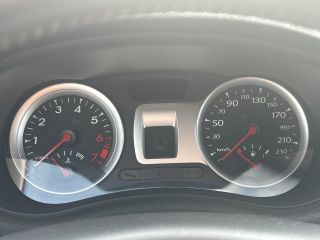 bontott RENAULT CLIO III Kilométeróra