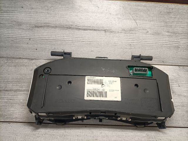 bontott RENAULT CLIO III Kilométeróra