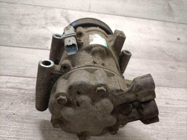 bontott RENAULT CLIO III Klímakompresszor