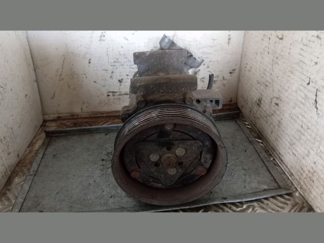 bontott RENAULT CLIO III Klímakompresszor