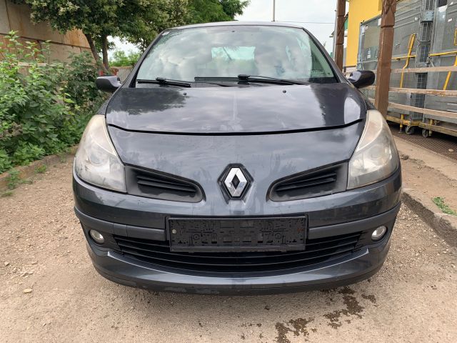 bontott RENAULT CLIO III Motorvezérlő