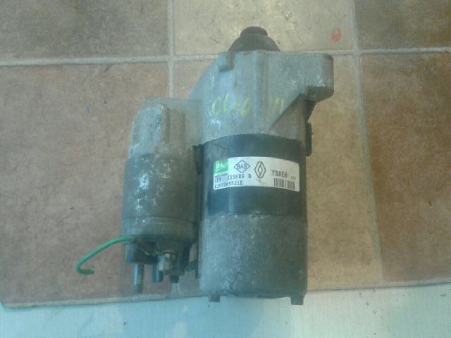 bontott RENAULT CLIO III Önindító