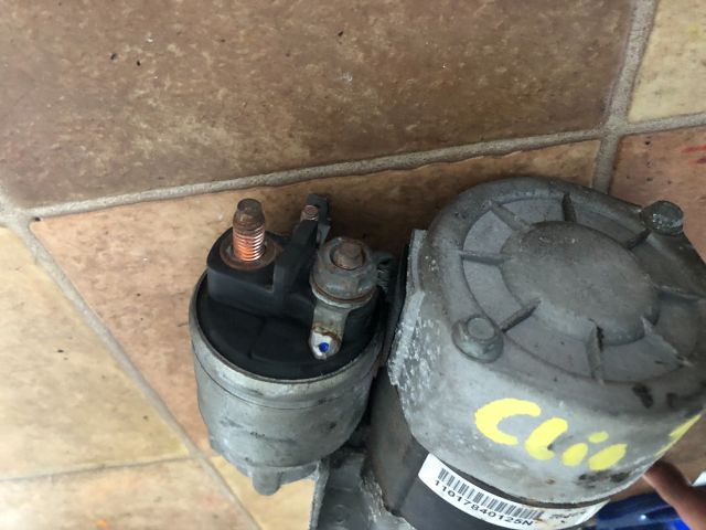 bontott RENAULT CLIO III Önindító