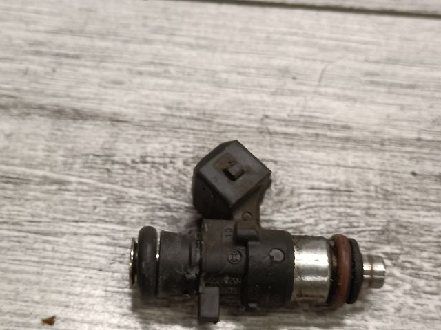 bontott RENAULT CLIO III Porlasztó (1 db)