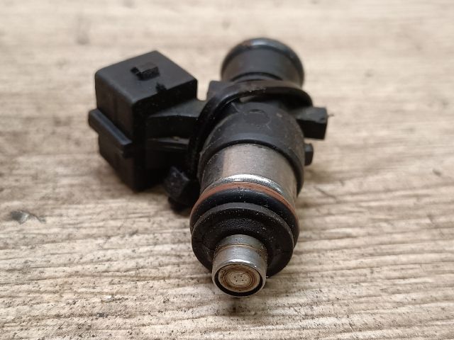 bontott RENAULT CLIO III Porlasztó (1 db)