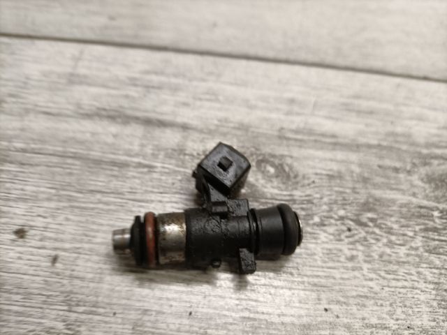 bontott RENAULT CLIO III Porlasztó (1 db)