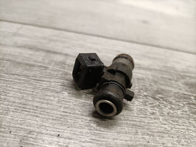 bontott RENAULT CLIO III Porlasztó (1 db)