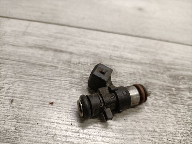 bontott RENAULT CLIO III Porlasztó (1 db)