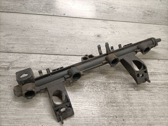 bontott RENAULT CLIO III Porlasztó Sor / Híd