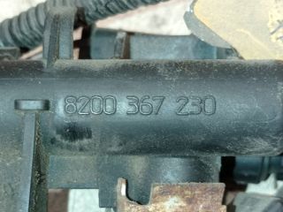 bontott RENAULT CLIO III Porlasztó Sor / Híd