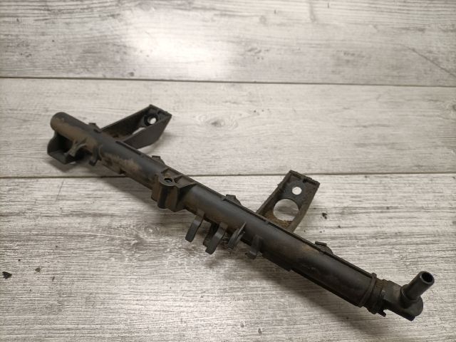 bontott RENAULT CLIO III Porlasztó Sor / Híd