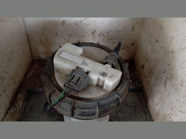 bontott RENAULT CLIO III Üzemanyag Szivattyú