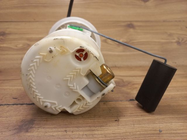 bontott RENAULT CLIO III Üzemanyag Szivattyú