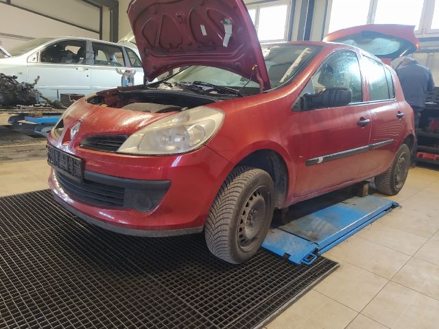 bontott RENAULT CLIO III Üzemanyag Szivattyú