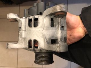 bontott RENAULT CLIO III Generátor