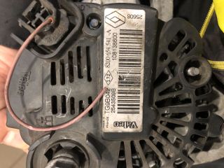 bontott RENAULT CLIO III Generátor