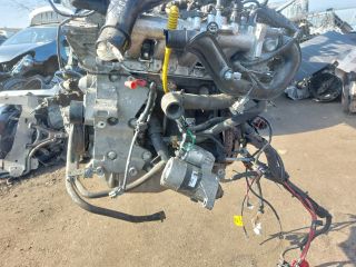 bontott RENAULT CLIO III Komplett Motor (Segédberendezésekkel)