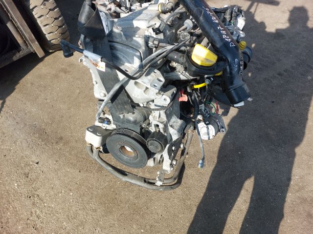 bontott RENAULT CLIO III Komplett Motor (Segédberendezésekkel)