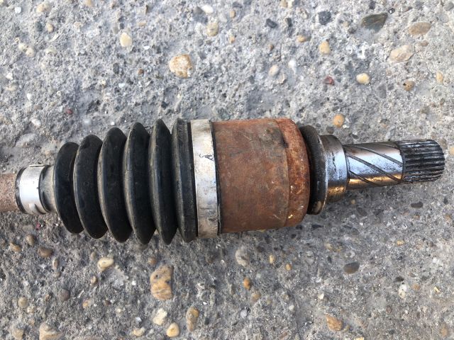 bontott RENAULT CLIO III Bal Féltengely