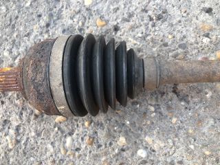 bontott RENAULT CLIO III Bal Féltengely