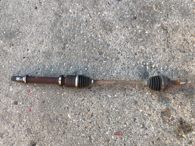 bontott RENAULT CLIO III Jobb Féltengely