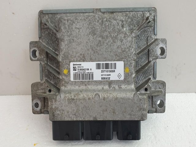 bontott RENAULT CLIO III Motorvezérlő
