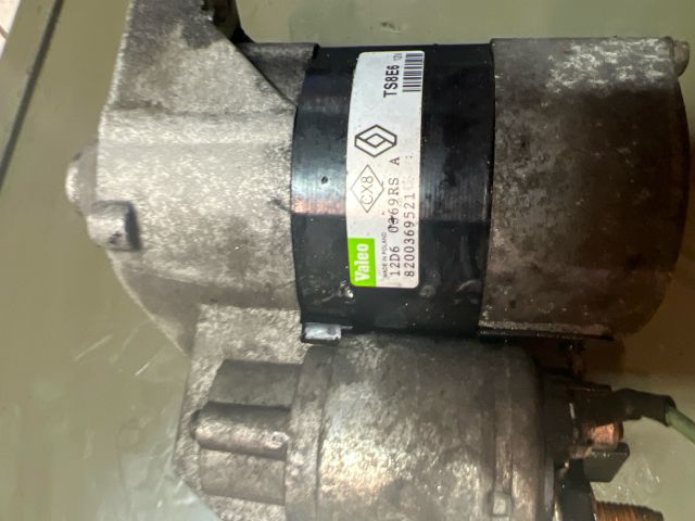 bontott RENAULT CLIO III Önindító