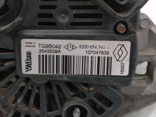 bontott RENAULT CLIO III Generátor