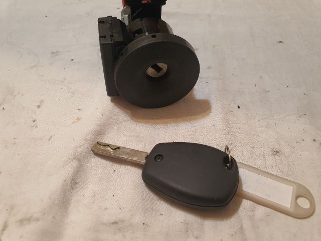 bontott RENAULT CLIO III Gyújtáskapcsoló Házzal