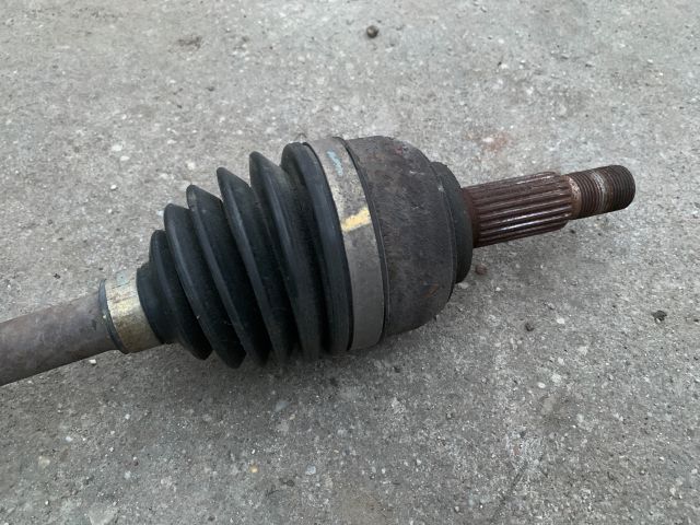 bontott RENAULT CLIO III Jobb Féltengely