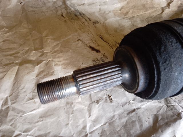 bontott RENAULT CLIO III Jobb Féltengely