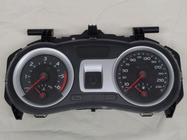 bontott RENAULT CLIO III Kilométeróra