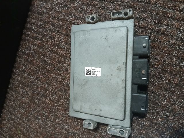 bontott RENAULT CLIO III Motorvezérlő