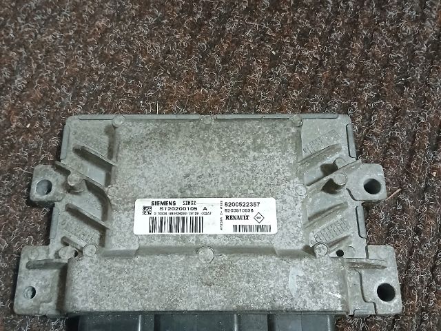 bontott RENAULT CLIO III Motorvezérlő