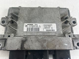bontott RENAULT CLIO III Motorvezérlő