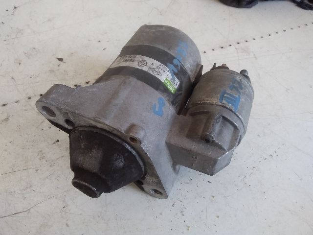 bontott RENAULT CLIO III Önindító