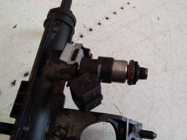 bontott RENAULT CLIO III Porlasztó (1 db)