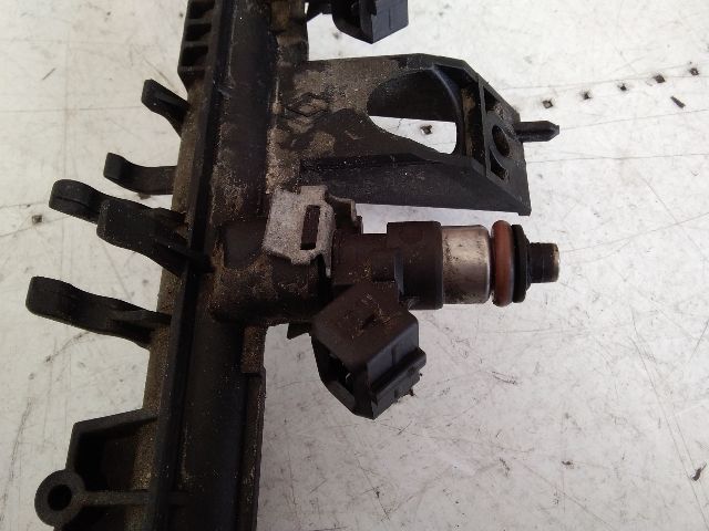 bontott RENAULT CLIO III Porlasztó (1 db)